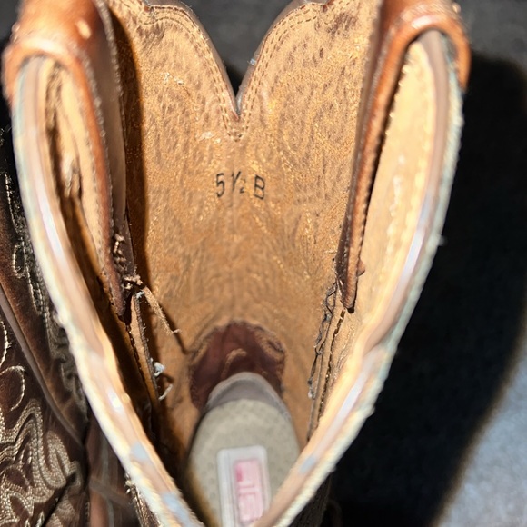 Ariat Women’s western boots - Picture 11 of 15